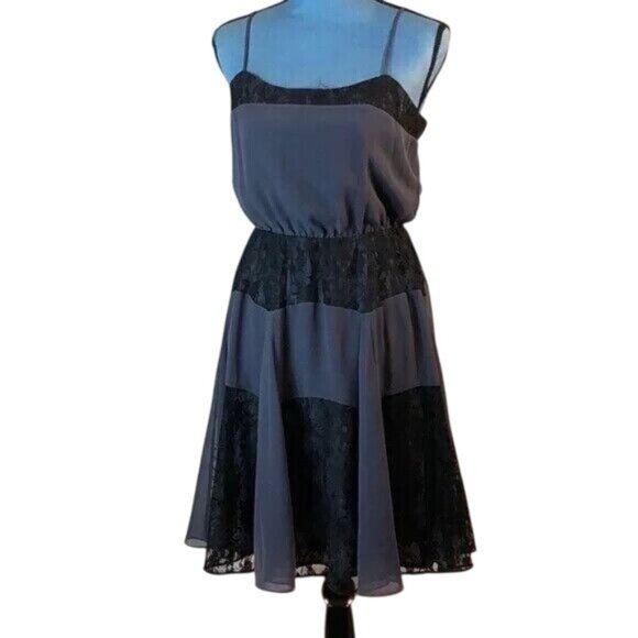 NWT BCBGeneration Womens Sleeveless Lace & Chiffon Dress Small - Picture 1 of 7